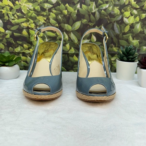 {MICHAEL | Michael Kors} Keegan Slingback Surf Blue Patent Leather Wedge Sandals - Picture 2 of 16